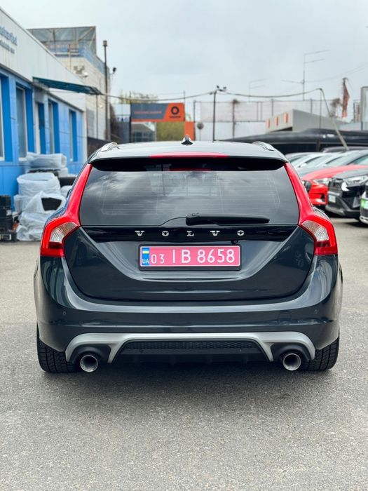 VOLVO V60 R-DESIGN SUMMUM автомат ВІДЕО ВІДЕО