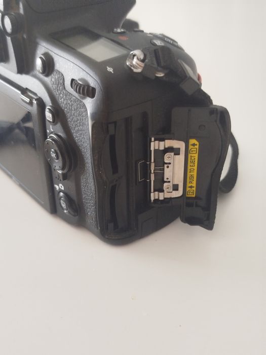 Nikon D750 - baterias e carregador extra