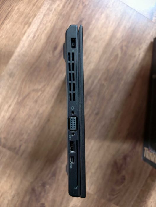 Laptop Lenovo ThinkPad x240 12,5", CPU i5-4210U, RAM 8GB, SSD 256GB Win10P