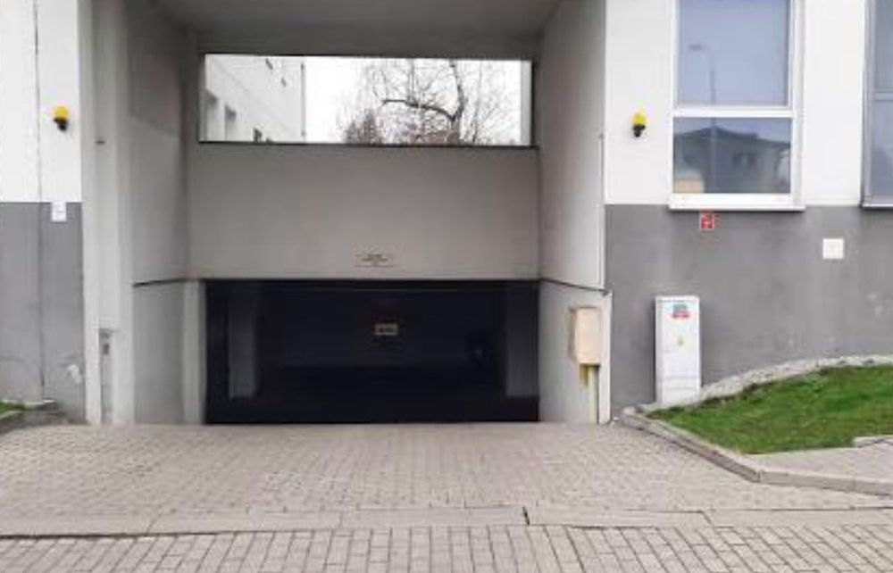 Miejsce postojowe w garażu podziemnym Dunikowskiego Lublin Dziesiąta