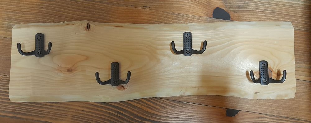 Wieszak drewniany 60cm