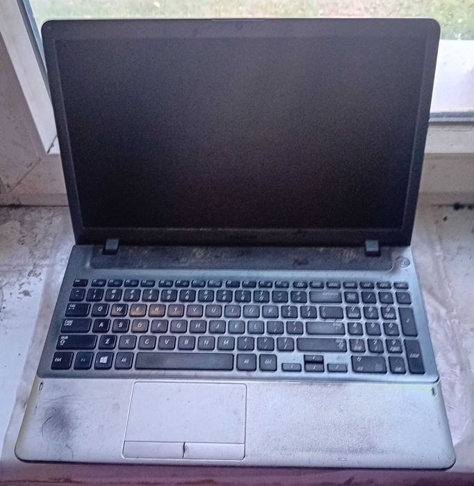 (1B1) laptop Samsung NP350V5C