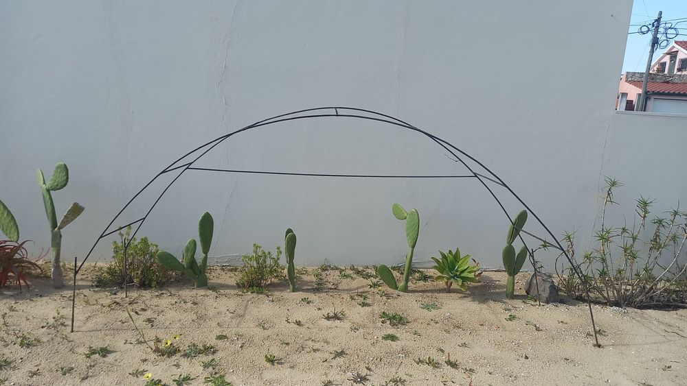 Arco para jardim / suporte trepadeiras