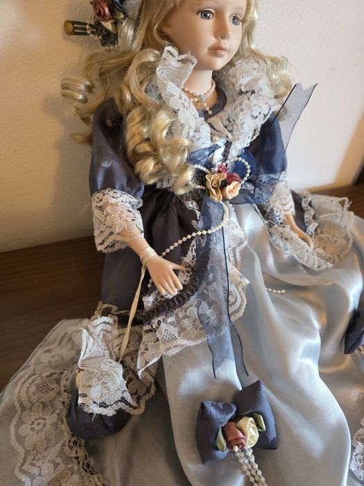 Boneca de porcelana