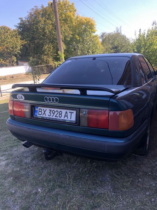 Продам Ауді 100