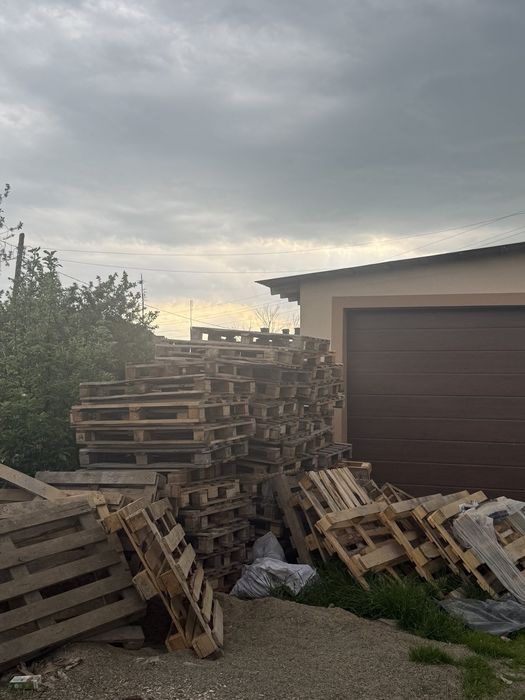 Продам піддони б/у