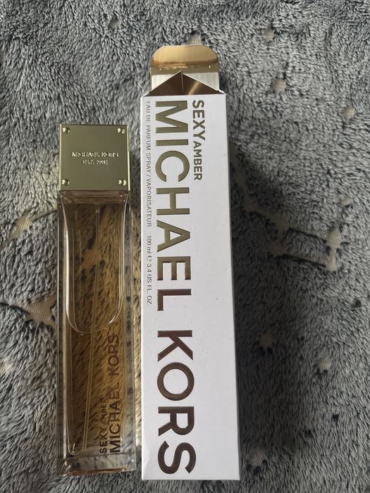 Sexy Amber Michael Kors