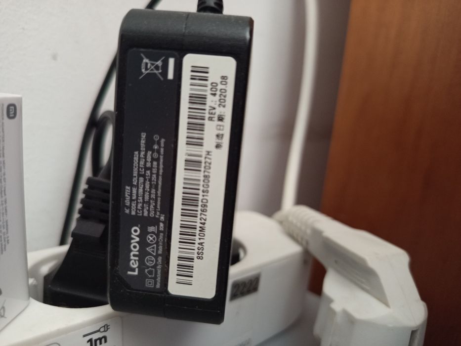 Lenovo IdeaPad S145-15IWL bem cuidado