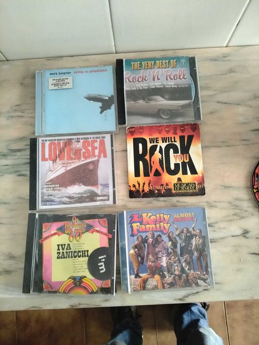 CDs musica e LP vinil jogos