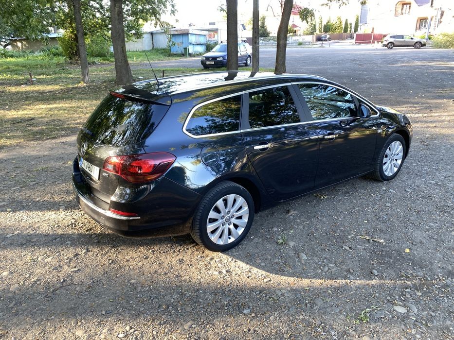 Opel Astra J 2012 року, 1.7 CDTI 136к.с