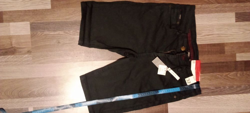 новые джинсовые шорты