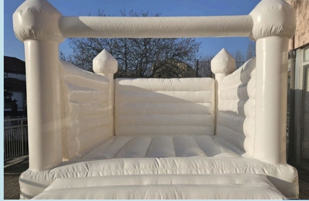 Insuflável profissional Branco - Lona PVC de Alta Qualidade