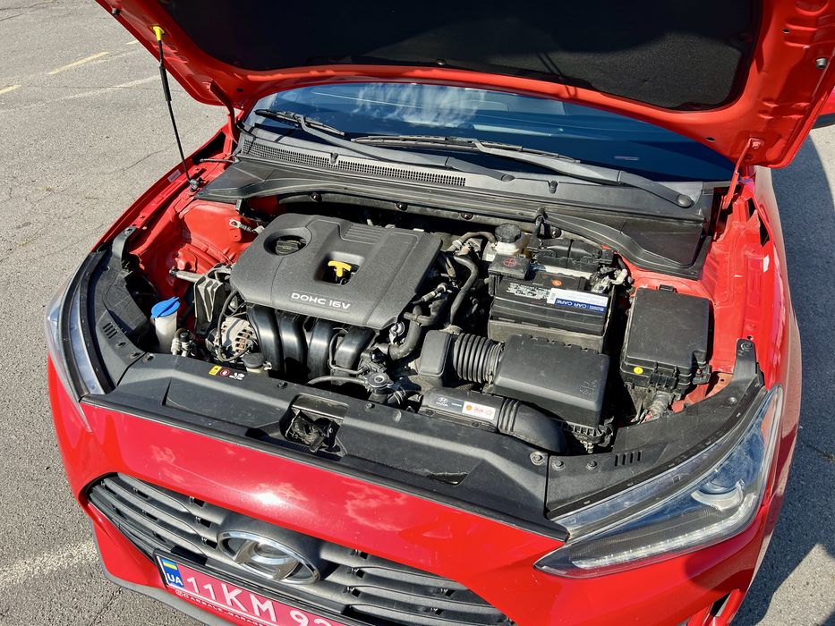 Hyundai Veloster