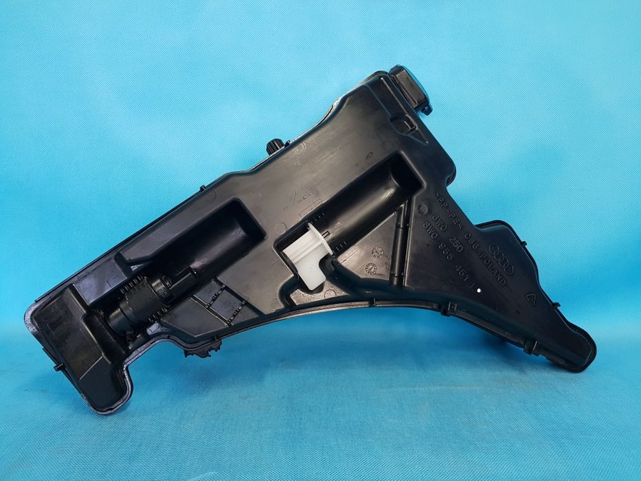 ZBIORNICZEK spryskiwaczy AUDI A4 B9 8W zbiornik sprysku kompletny OEM
