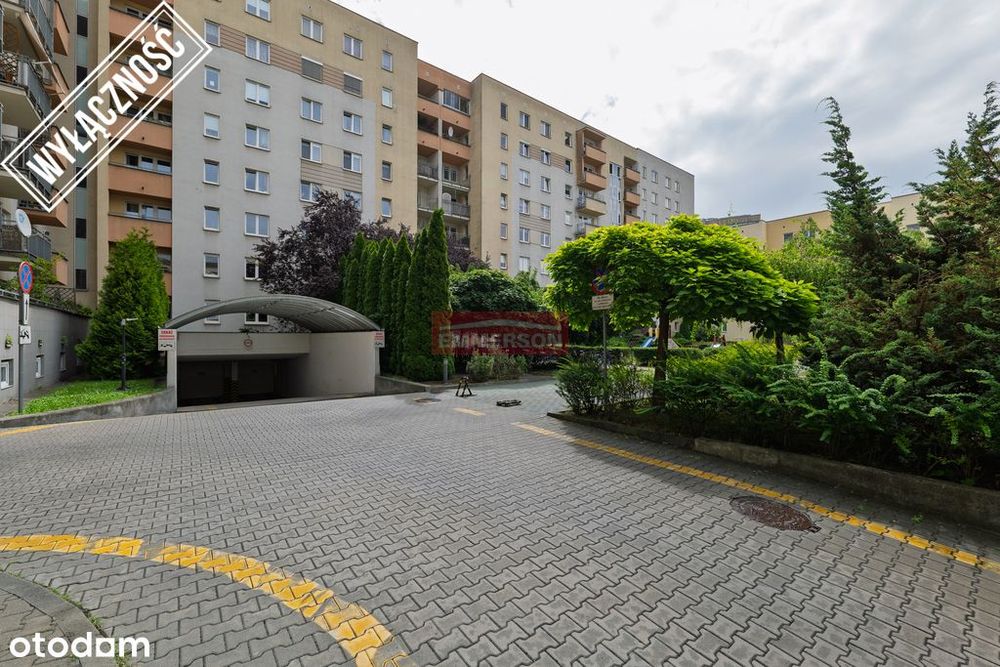 Blisko centrum, komunikacja, niezależne pokoje ENG