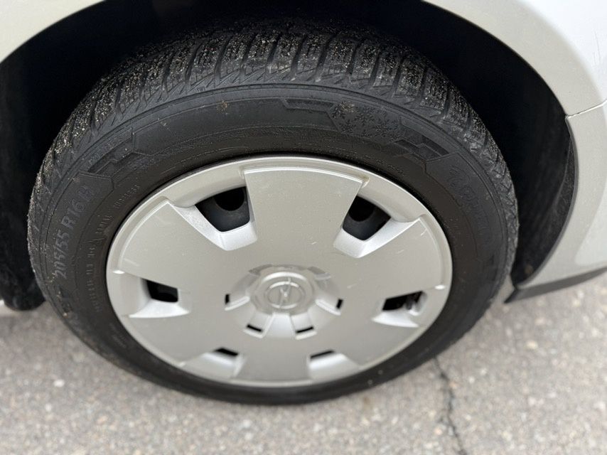 Продам Opel Astra H Station Wagon 1.7d 2010г