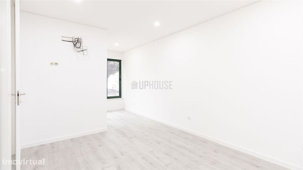 Apartamento T1 Totalmente Remodelado em Repeses