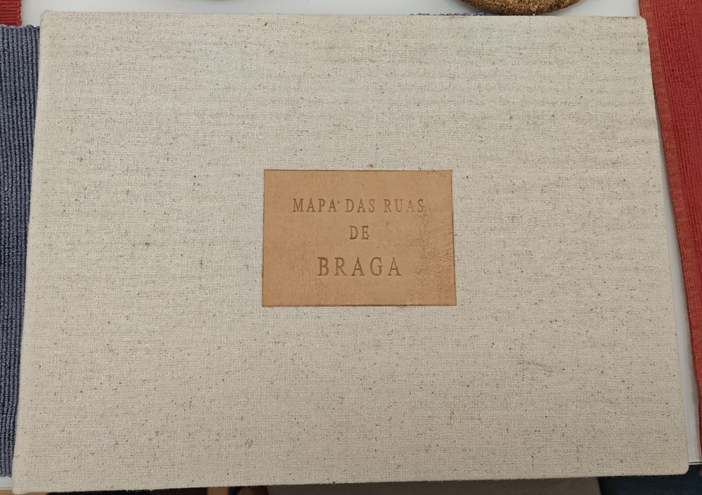 Vendo volumes de Mapas de Braga