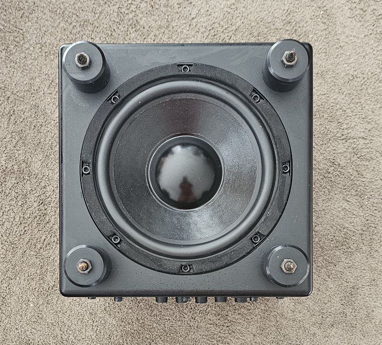 Subwoofer REL Quake
