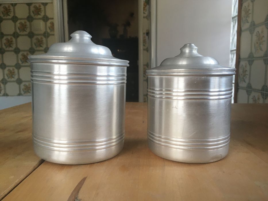 Pote de aluminio, conjunto de 2