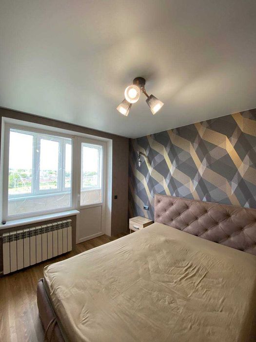 Продам 3 к кв новый капитальный ремонт Жуковского Киевский р-н ML