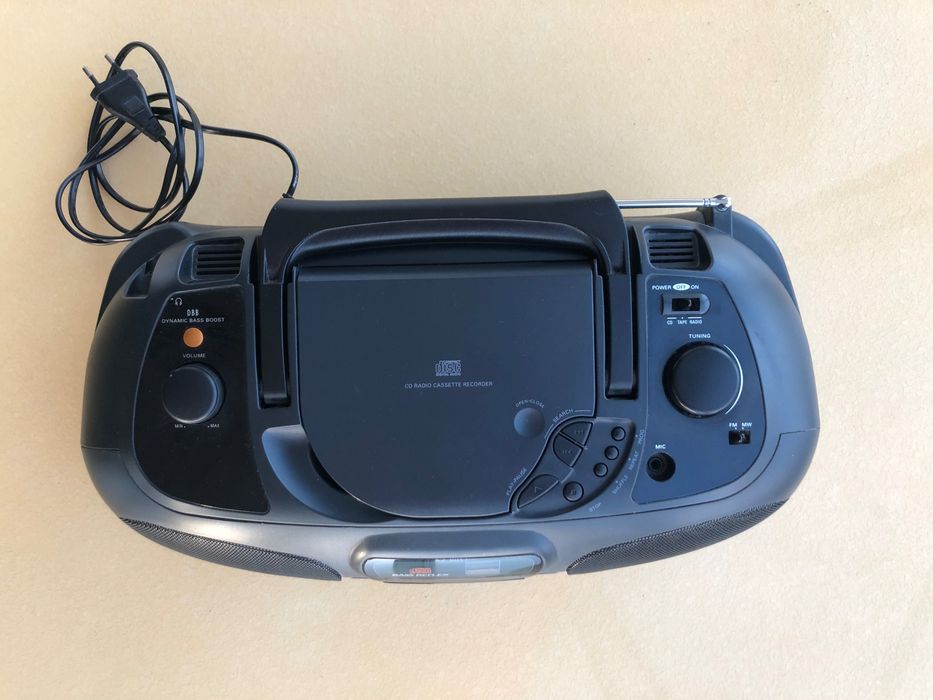 Музыкальный центр/магнитола/ CD-проигрыватель/ радио PHILIPS-AZ8051/11