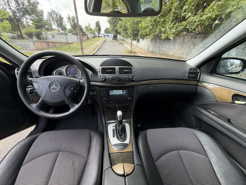 Mercedes-benz E220 cdi