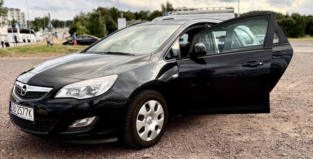 Opel Astra Opel Astra J - Pierwszy Właściciel w Kraju!
