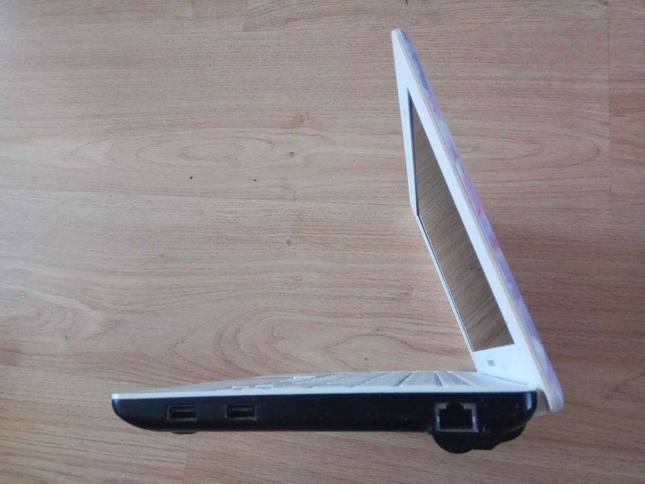Стильний та якісний нетбук Lenovo 2 ядра/ 2 Гб ОЗУ/ 320Гб/ 4 години батарея