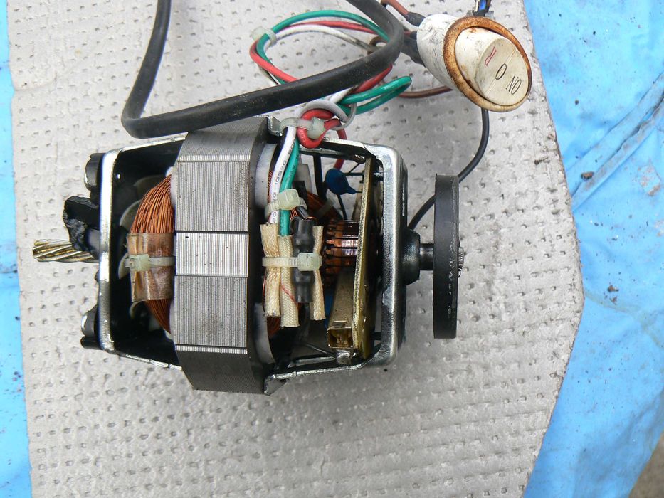 электромясорубка на запчасти