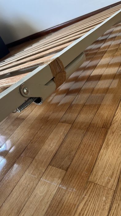 Estrado dobrável + colchão 90x190 cm – prático e fácil de arrumar