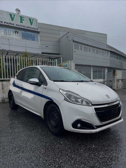 Peugeot 208 Viatura para peças