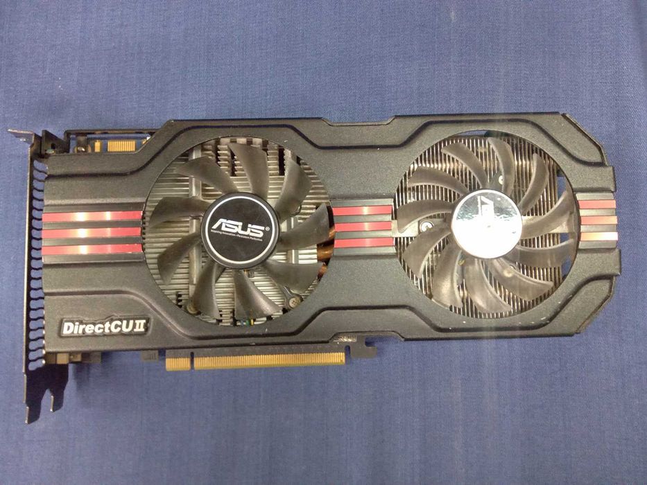 Видеокарта GTX 560 Asus DirectCU 1 Gb