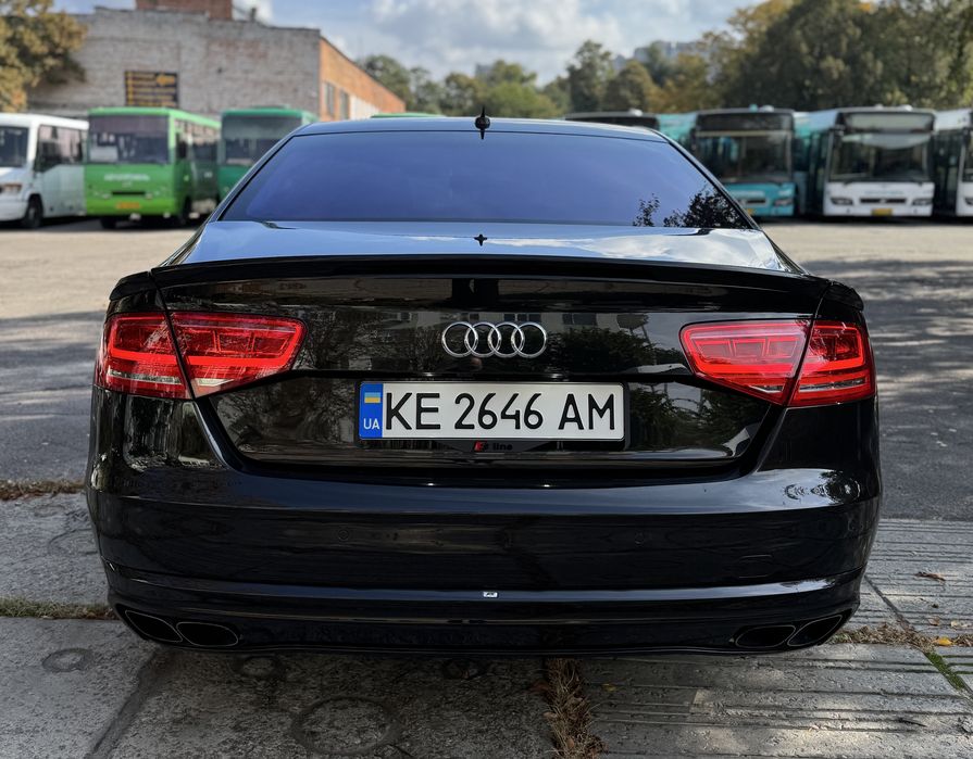 Audi A8 D4 4.2 fsi