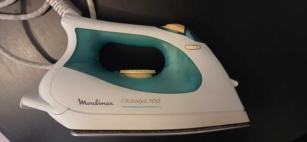 Ferro a vapor Moulinex Ocealys 100 BA1