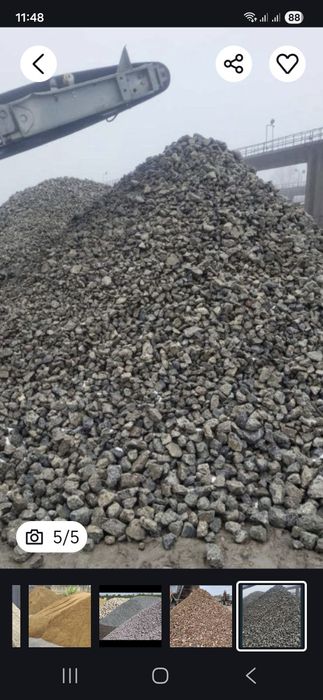 Песок с доставкой горный и намывной а также вмешках.