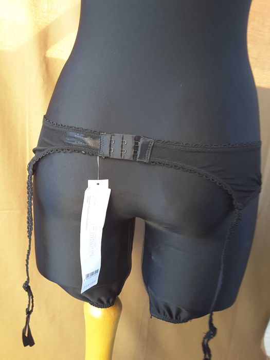 Pas do pończoch Knickerbox L