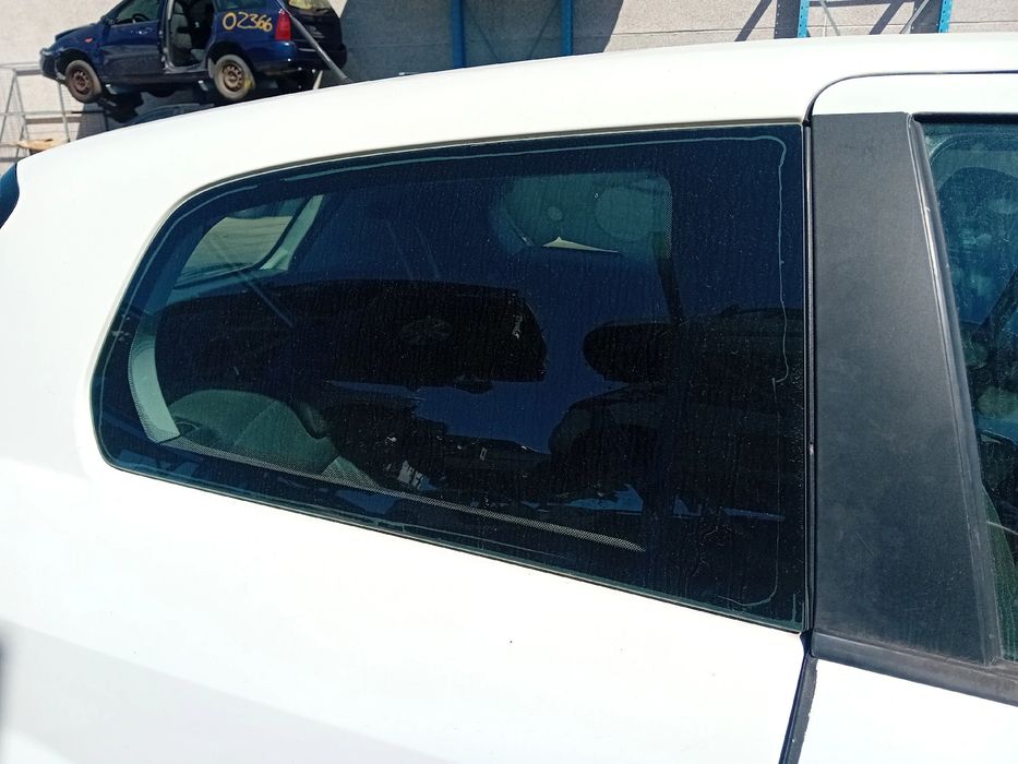 Vidro do painel trás direito FIAT Punto Evo (199_)