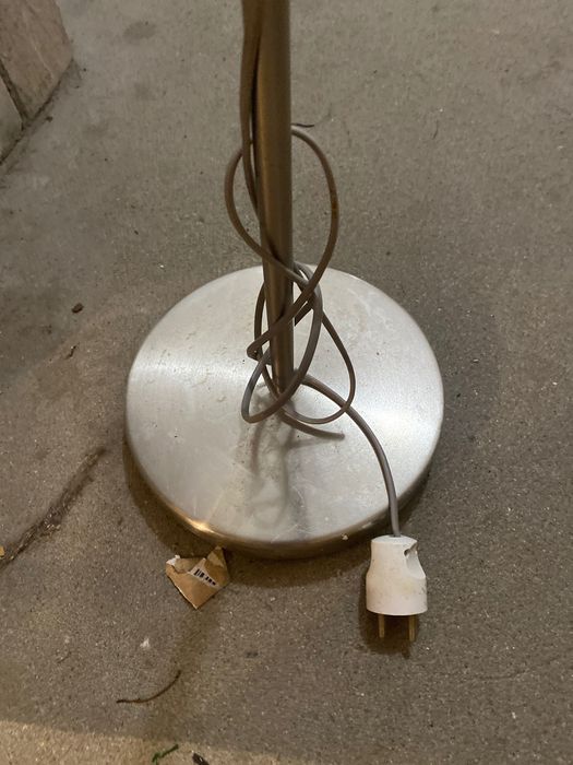 Lampa stojąca, dwie żarówki