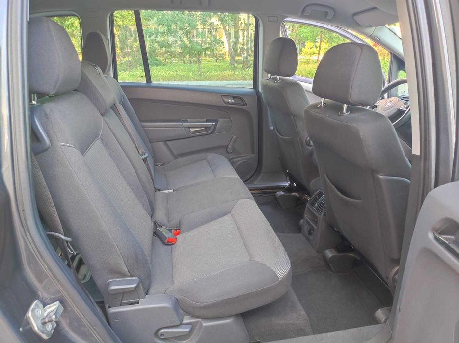 Opel zafira 2011