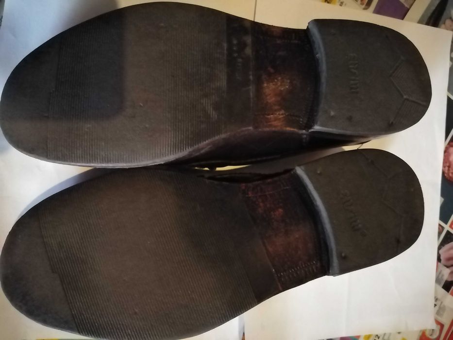 Sapatos de homem tamanho 42