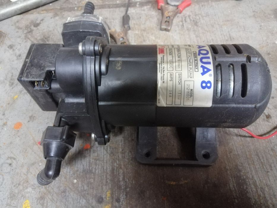 Bomba água 12v Aqua8 fiamma 10lpm