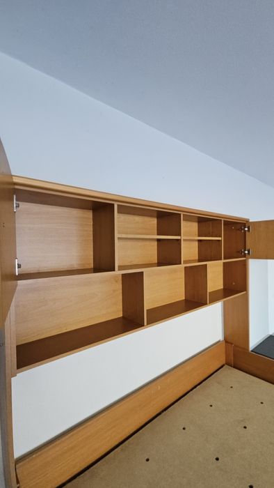 Conjunto Quarto: Cama + Secretária e Estante