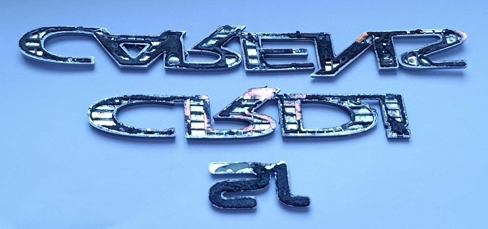 Napis emblemat  Kia Carens III 06-13r