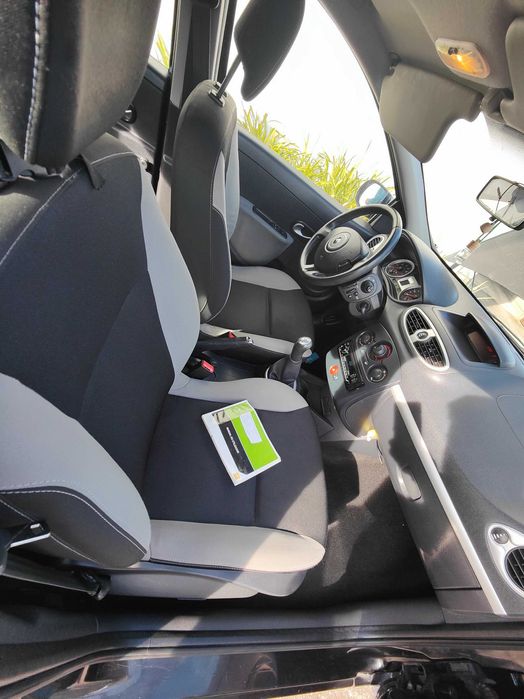 Renault Clio III Hatchback 16V 75 CV 2012