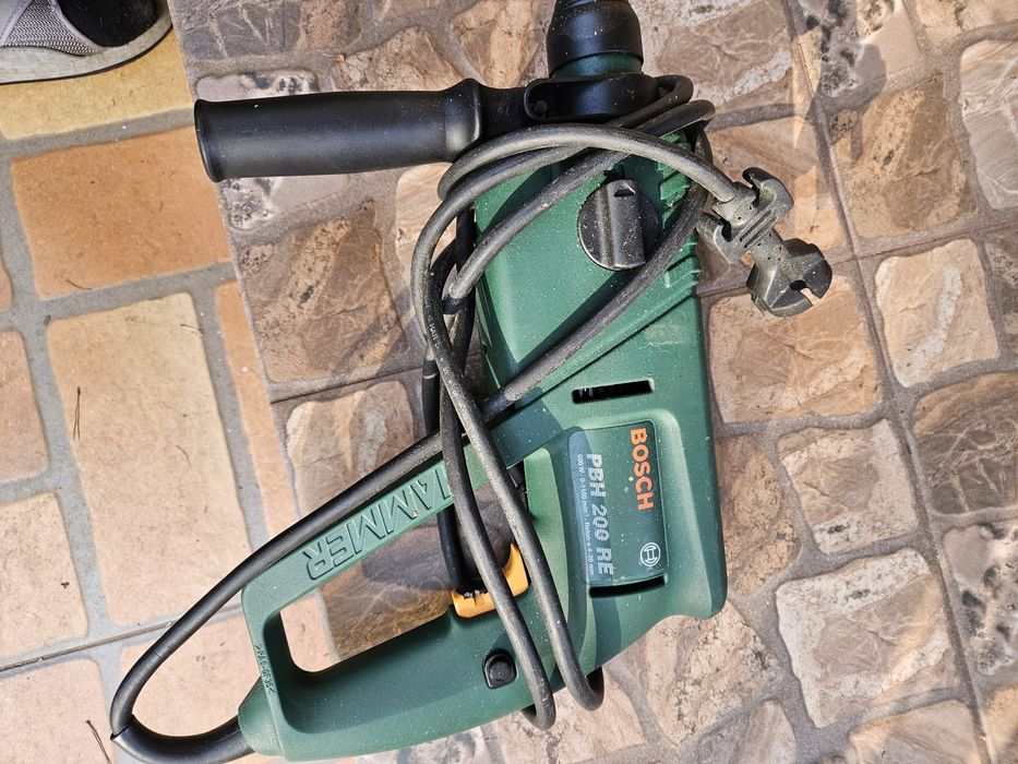 Młot BOSCH Hammer PBH 200 RE