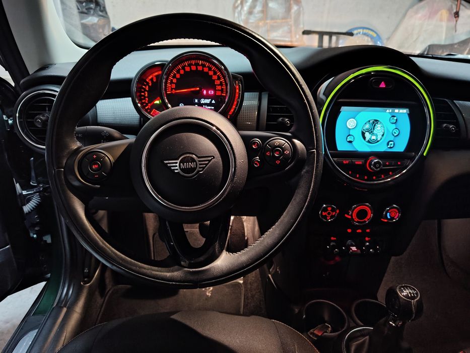 Mini Cooper Diesel como novo