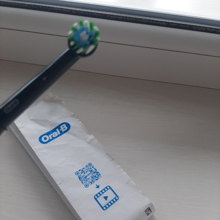 Електрична зубна щітка  Oral-B Braun