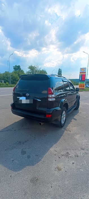 Toyota land cruiser prado 120