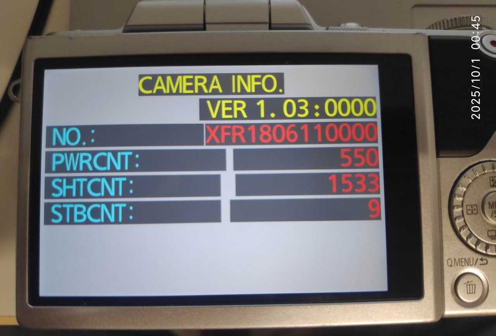 Panasonic Lumix GF7 - Corpo de máquina fotográfica M43